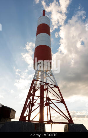 Stazione di telecomunicazione sulla cima della montagna più alta di Navacerrada, Spagna. Foto Stock