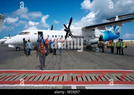 Maldives Malé aeroporto internazionale. Regionale aria maldiviano. Foto Stock