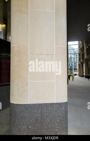 Bloomberg Arcade attraverso la Bloomberg edificio londinese, Bloomberg della nuova sede europea e uffici, Queen Victoria Street, City of London EC4 Foto Stock