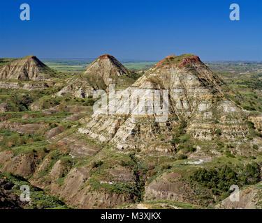 Pagliaio buttes in terry badlands vicino a terry, montana Foto Stock