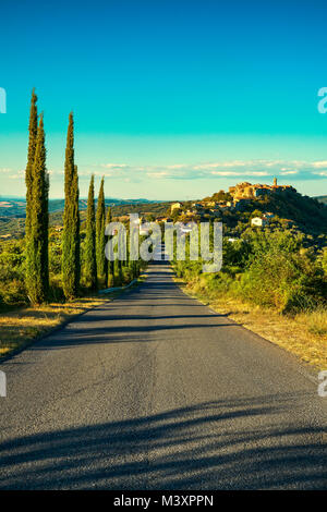 Toscana, Montegiovi borgo medievale. Il Monte Amiata, Castel del Piano, Grosseto, Italia, Europa Foto Stock