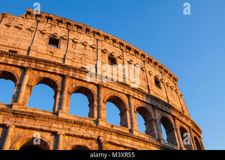 Immagine di interesse storico Colosseo a Roma, Italia Foto Stock