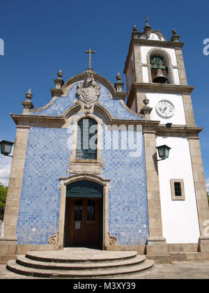 La facciata della chiesa del Calvario, Vila Real Foto Stock