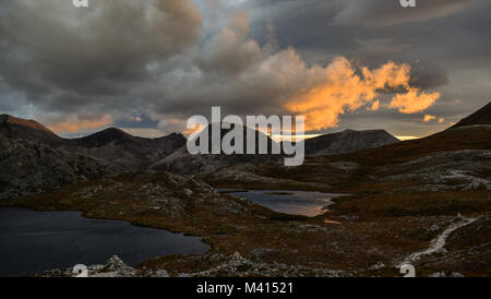 Firey tramonto a Torridon, Scozia Foto Stock