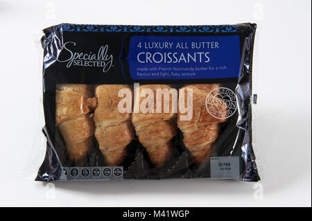 Supermercato Aldi proprio brand Luxury croissant al burro dal CI selezionato appositamente gamma. Foto Stock