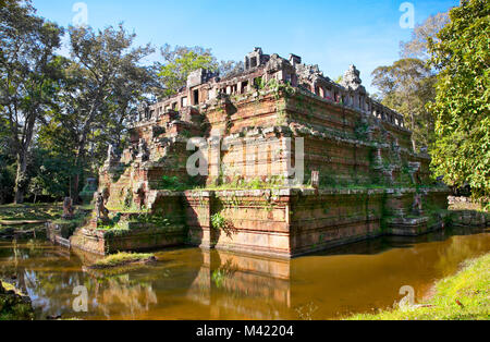 Il Tempio celeste Phimeanakas dal XI secolo è parte del Royal Palace Angkor Thom in Cambogia Angkor Wat sito patrimonio dell'umanità. Foto Stock