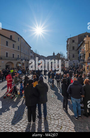 Poggio Mirteto (Rieti, Italia) - La festa di carnevale nel centro storico di Poggio Mirteto, una piccola città in provincia di Rieti, Regione Lazio, Sabina Foto Stock