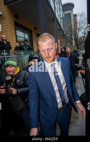 Inghilterra Cricketer Ben Stokes arriva a Bristol Magistrates Court dove egli si trova di fronte a una carica di affray. Foto Stock