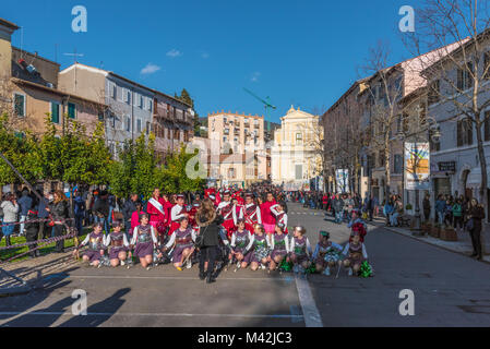 Poggio Mirteto (Rieti, Italia) - La festa di carnevale nel centro storico di Poggio Mirteto, una piccola città in provincia di Rieti, Regione Lazio, Sabina Foto Stock