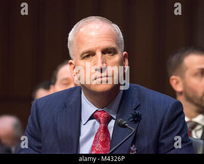 National Geospatial-Intelligence Agency (NGA) Direttore Robert Cardillo testimonia davanti al Senato degli Stati Uniti sul comitato di intelligence nel corso di una audizione per esaminare le minacce a livello mondiale sul Campidoglio di Washington, DC martedì, 13 febbraio 2018 Credit: Ron Sachs/CNP /MediaPunch Foto Stock