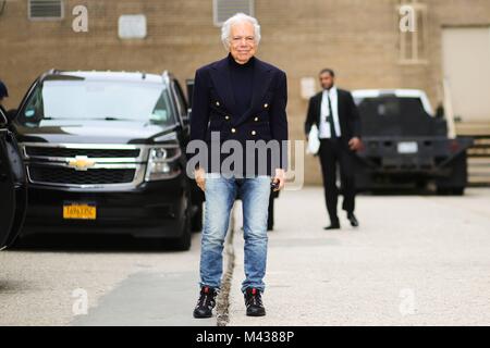 Designer Ralph Lauren lasciando il Ralph Lauren pista mostra durante la settimana della moda di New York - Feb 12, 2018 - Foto: Pista Manhattan/Zach Chase ***per solo uso editoriale*** | Verwendung weltweit Foto Stock