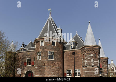 Amsterdam, il Waag (weighhouse) è stata costruita nel 1458 Foto Stock