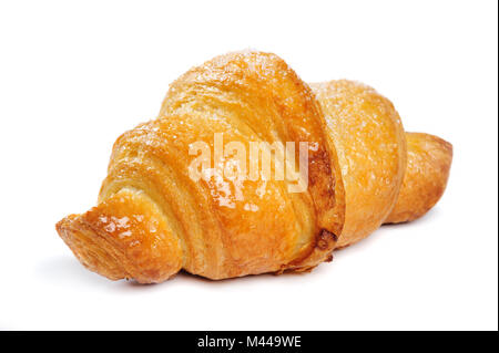 Croissant fresco su sfondo bianco Foto Stock