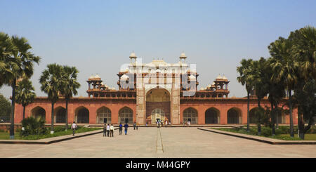 Sikandra, tomba di Akbar (il grande imperatore Mughal), a Agra, India Foto Stock