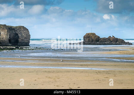 Perranporth Beach Cappella Rock Cornwall Regno Unito. Foto Stock