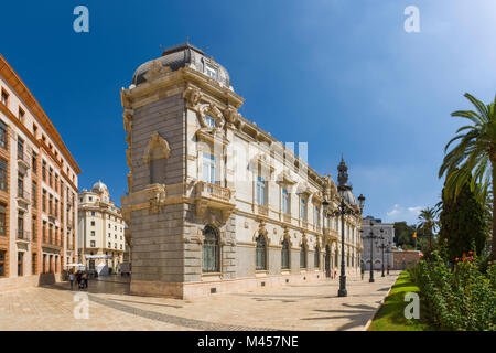 Il palazzo, o Town Hall di Cartagena accanto a Plaza Héroes de Cavite. Cartagena, Regione di Murcia, Spagna. Foto Stock