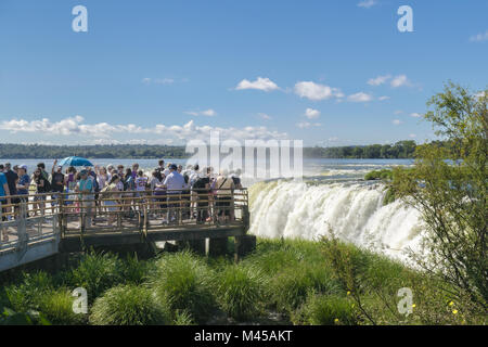 Gola del Diavolo Cascate di Iguazu al confine argentino Foto Stock