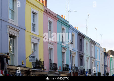 Negozio di colorata facciata su Portobello Road Londra Foto Stock