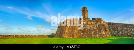 Anthonisz Memorial Clock Tower a Galle. Panorama Foto Stock