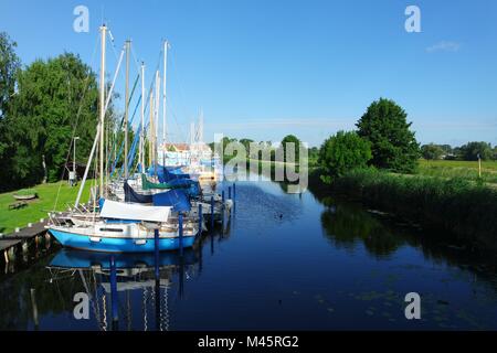 Canale Köhnscher in Ueckermünde Foto Stock