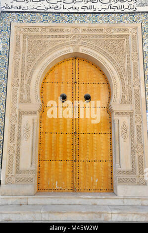 I cancelli in medine delle città tunisina Foto Stock