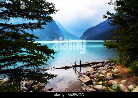 Il Lago Louise, attrazione turistica in Banff, Canadian Rockies, Foto Stock