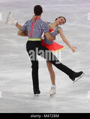 La Repubblica ceca è Martin Bidar e Anna Duskova durante le coppie pattinaggio gratuito di Pattinaggio di Figura durante l ultimo giorno sei del PyeongChang 2018 Giochi Olimpici Invernali in Corea del Sud. Foto Stock