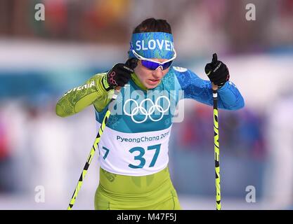 Pyeongchang, Corea del Sud. 15 Feb, 2018. Alenka Cebasek (SLO). Womens 10km individuale. Lo sci di fondo. Alpensia centro di sci di fondo. Pyeongchang2018 Olimpiadi invernali. Alpensia. Repubblica di Corea. 15/02/2018. Credito: Sport In immagini/Alamy Live News Foto Stock