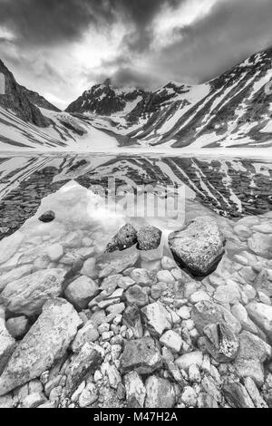 Lago Tarfala, Kebnekaise montagne, Lapponia, Svezia Foto Stock