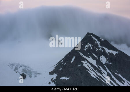 Nuvoloso umore, Kebnekaise montagne, Lapponia, Svezia Foto Stock