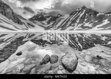 Lago Tarfala, Kebnekaise montagne, Lapponia, Svezia Foto Stock