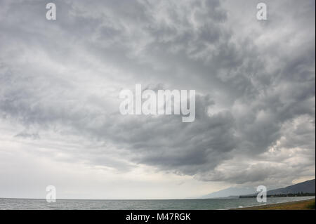 Spiaggia prima che il temporale Foto Stock