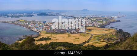 Panorama da Seongsan Ilchulbong, Jeju, Corea del Sud Foto Stock