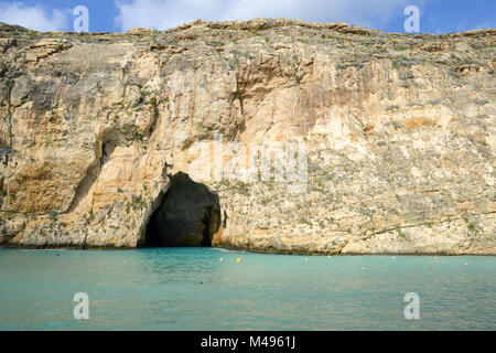 L'iconico formazioni rocciose a Azure Window Dwejra Inland Sea di Gozo, Malta Foto Stock