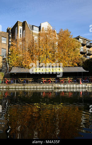 L'Unione taverna, Grand Union Canal, West London, Regno Unito Foto Stock