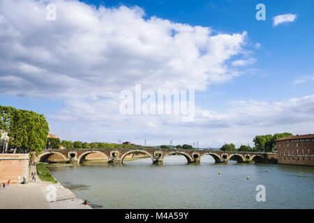 Pont Neuf ponte fiume Garonna, Toulouse, Francia Foto Stock