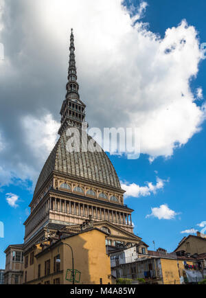 La Mole Antonelliana Tower, il simbolo di Torino, Italia Foto Stock