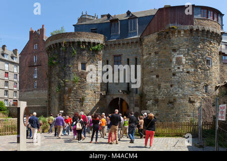 Rennes (Bretagna, a nord-ovest della Francia): Portes Mordelaises' le mura della città. (Non disponibile per la produzione di cartolina) Foto Stock