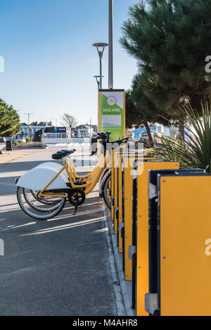 Motionhub cycle hire Southend on sea seafront. Noleggio biciclette. Foto Stock