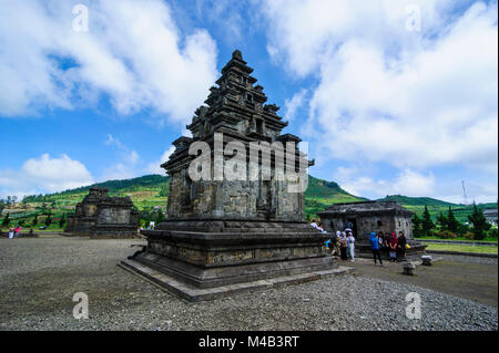 Arjuna Dieng indù tempio complesso ,Dieng Plateau,Java,Indonesia Foto Stock