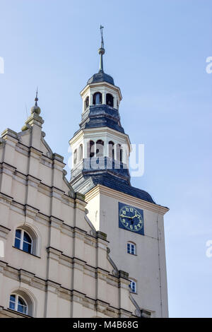 Torre dell'orologio del municipio della città Gardelegen, Germania Foto Stock