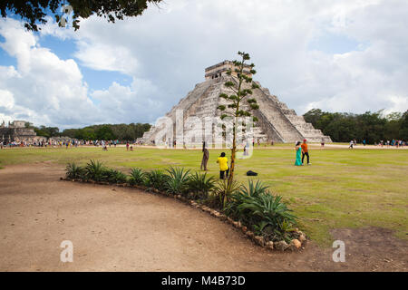 Chichen Itza, Messico - 28 Gennaio 2018: le maestose rovine in Chichen Itza,Messico.Chichen Itza è un complesso di rovine Maya Mexicos sulla penisola dello Yucatan. Foto Stock