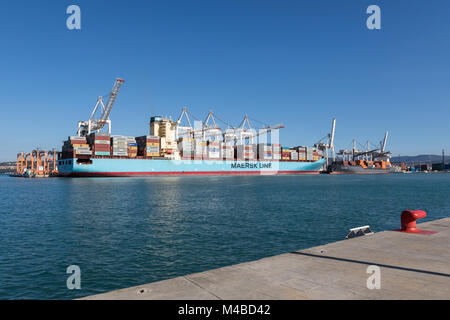 Maersk Line nave portacontainer nel porto di Capodistria, Slovenia Foto Stock