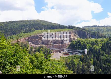 Cava di granito e ghiaia lavorare Seebach Foresta Nera in Germania Foto Stock