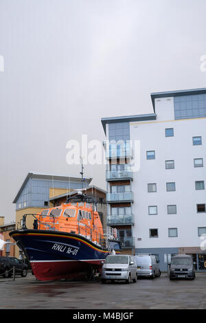 Febbraio 2018 - RNLI scialuppa di salvataggio è in fase di ristrutturazione e manutenzione Foto Stock