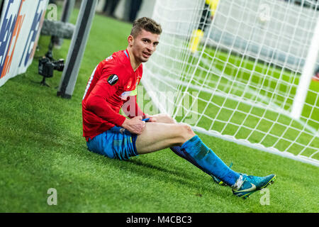 Febbraio 16, 2018: Florinel Coman #17 (FCSB Bucarest) durante la UEFA Europa League il 2017-2018, Round di 32, la prima gamba, tra FCSB Bucarest (ROU) e SS Lazio Roma (ITA) a livello nazionale stadio Arena, Bucarest, Romania ROU. Foto: Cronos/Catalin Soare Foto Stock