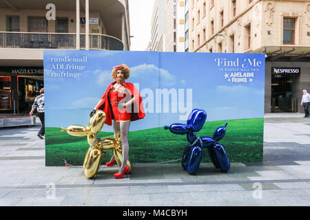 Adelaide, Australia. Xvi Feb, 2018. Gingzilla assiste il photocall ad aprire ufficialmente il Adelaide Fringe Festival il secondo produttore al mondo di arti annuale festival propone più di 5.000 artisti provenienti da tutta l'Australia e il mondo e comincia il 16 febbraio fino al 18 marzo 2018 Credit: amer ghazzal/Alamy Live News Foto Stock