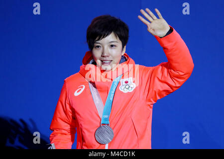 Gangneung, Corea del Sud. 15 Feb, 2018. Nao Kodaira (JPN) pattinaggio di velocità : donna 1000m Premiazione al PyeongChang medals plaza durante il PyeongChang 2018 Giochi Olimpici Invernali in Gangneung, Corea del Sud . Credito: Giovanni Osada AFLO/sport/Alamy Live News Foto Stock