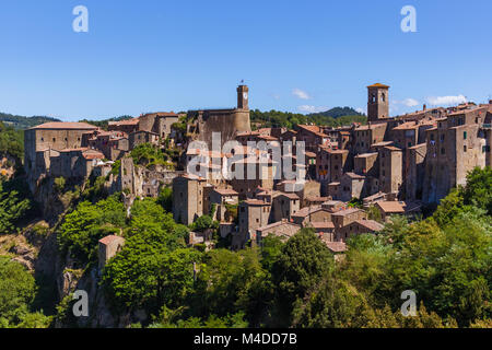 Sorano cittadina medievale in Toscana Italia Foto Stock
