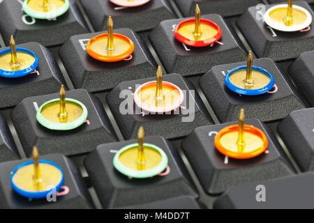 Pin sulla tastiera del computer Foto Stock